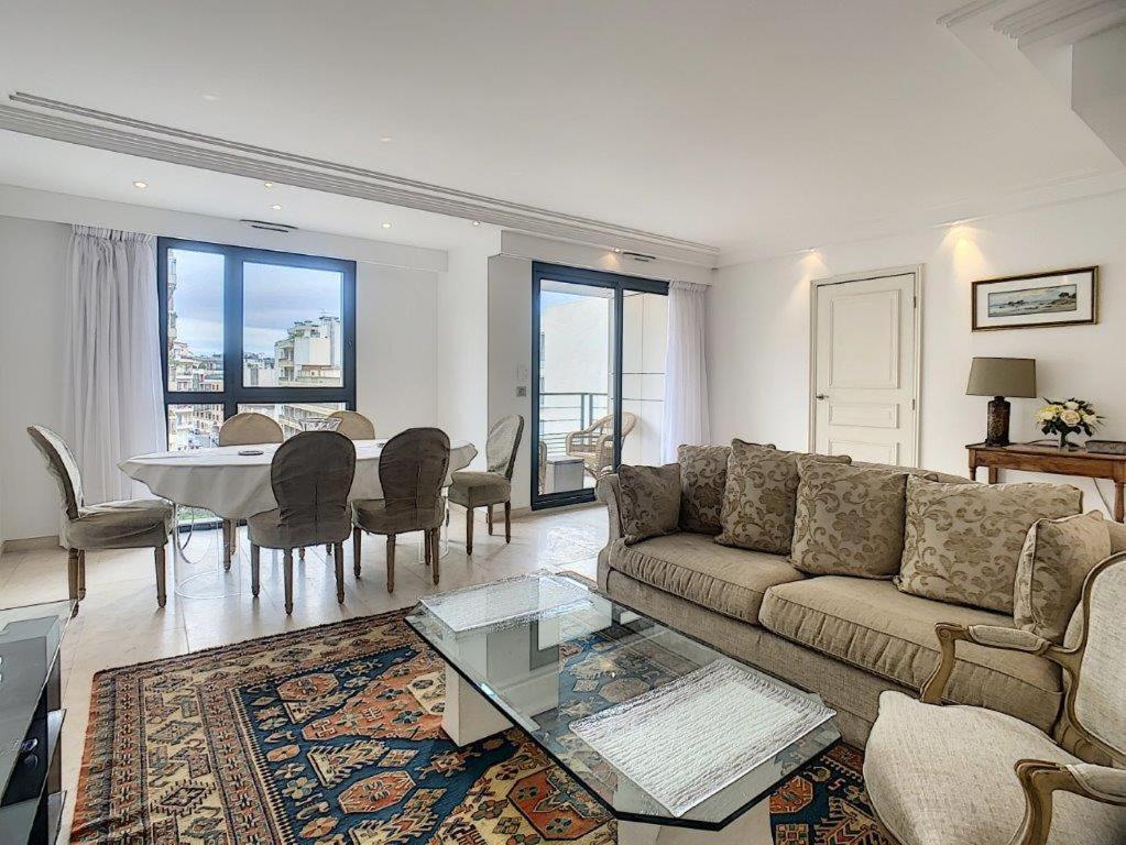 Residence Carlton Riviera Канни Екстер'єр фото