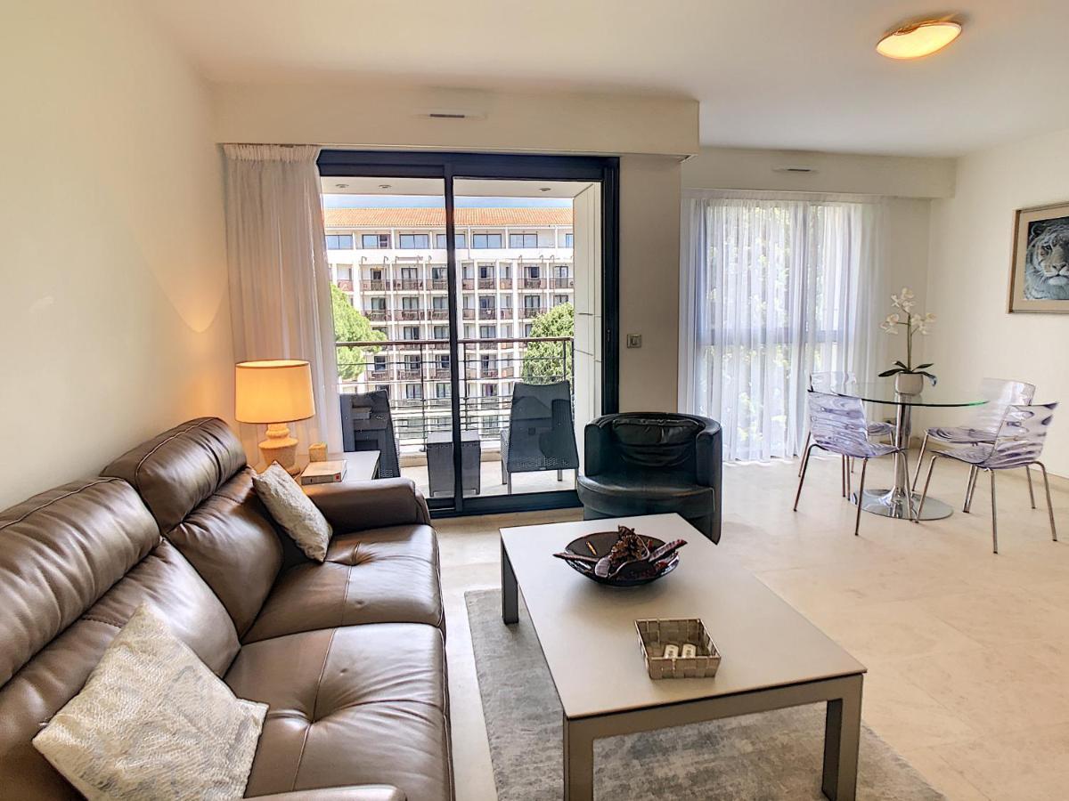 Residence Carlton Riviera Канни Екстер'єр фото
