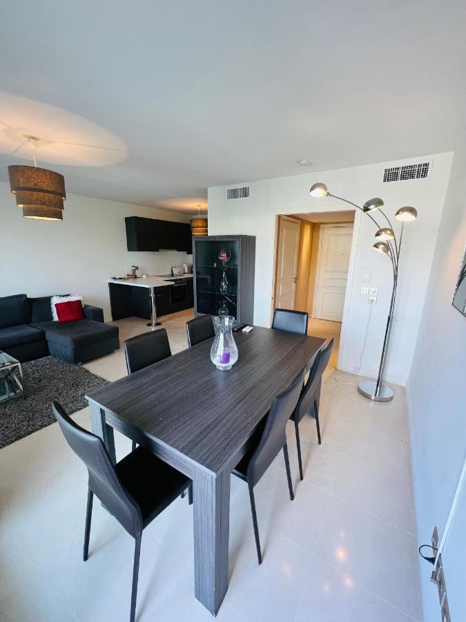 Residence Carlton Riviera Канни Екстер'єр фото