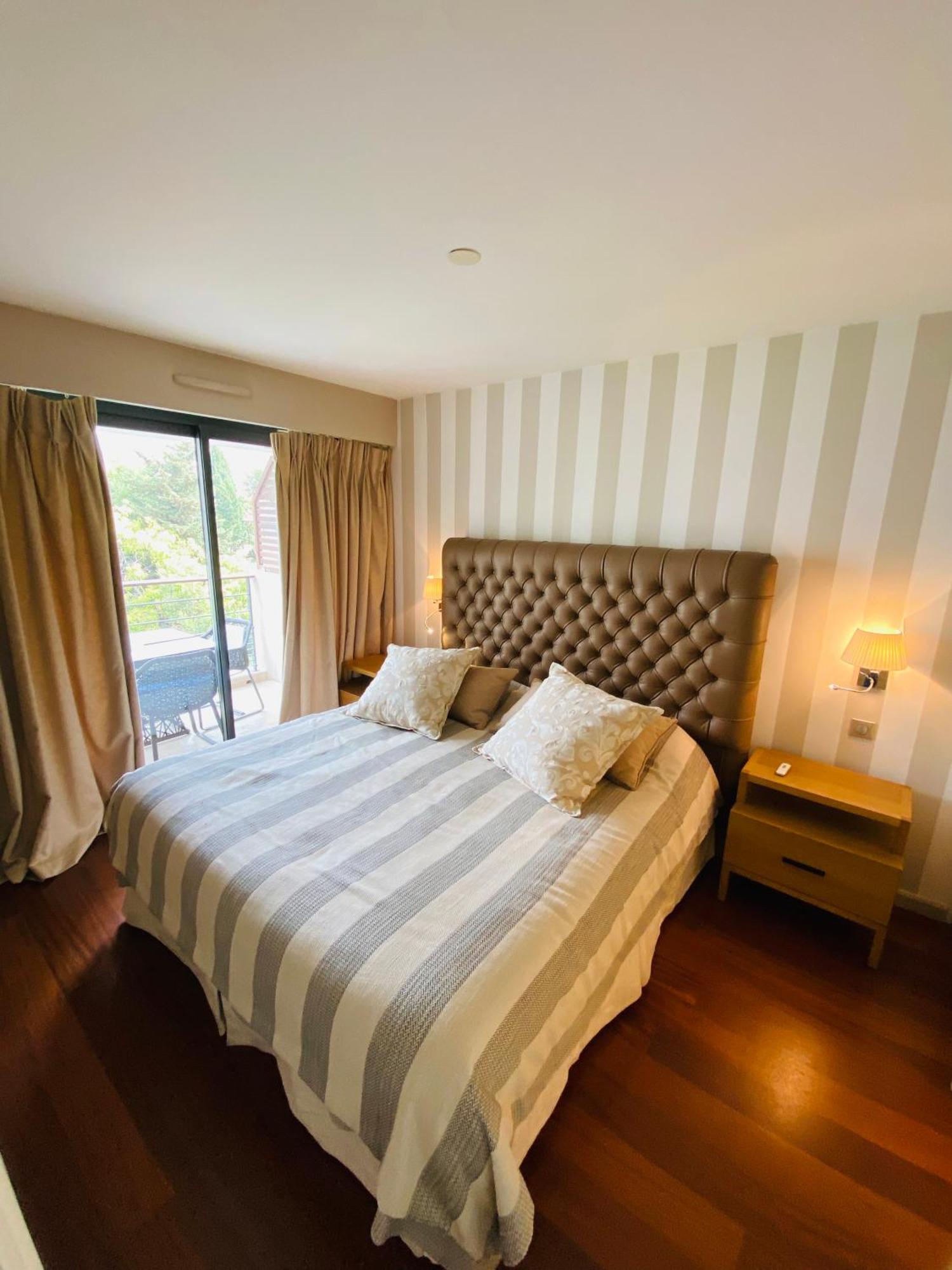Residence Carlton Riviera Канни Екстер'єр фото