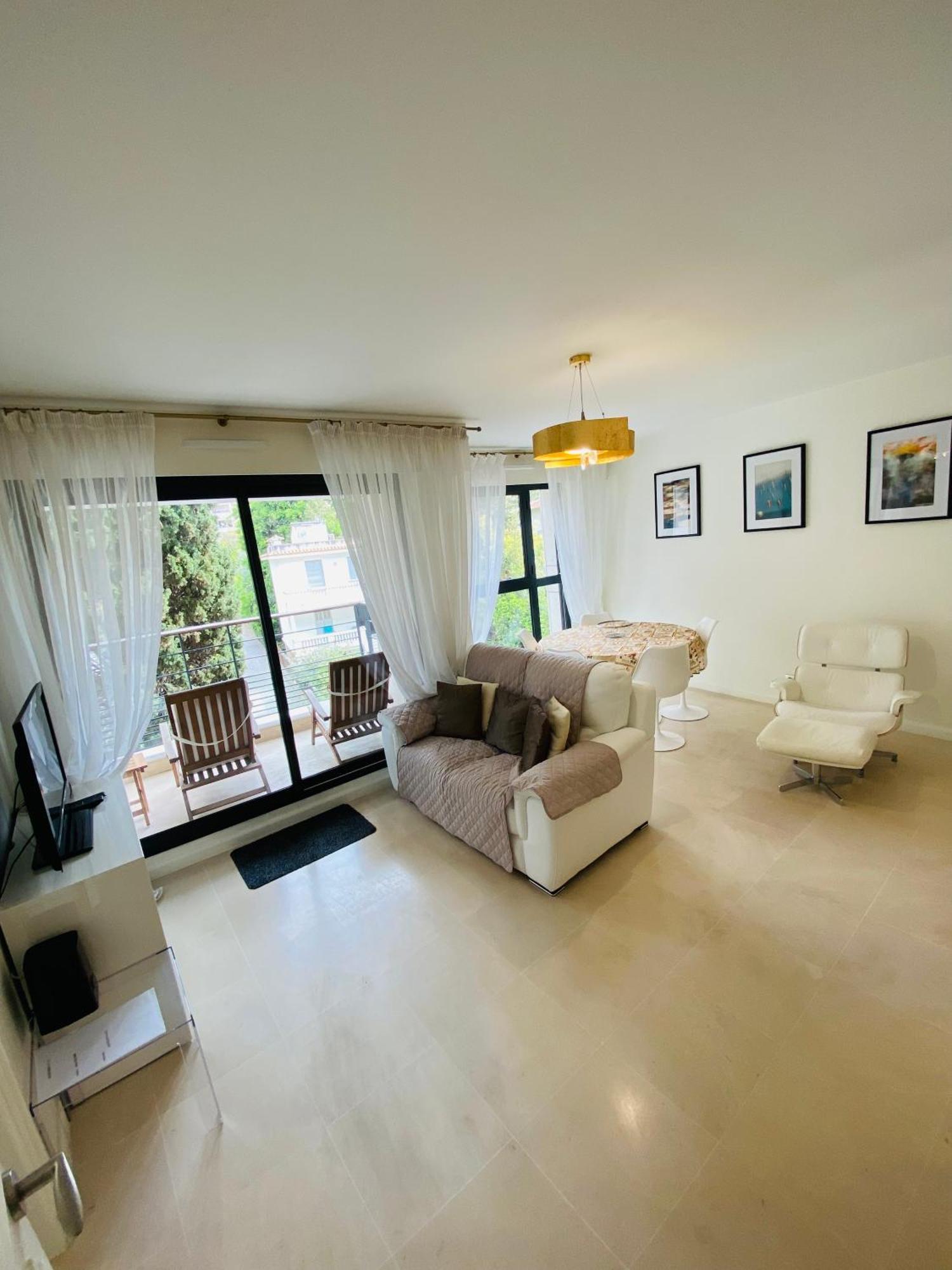 Residence Carlton Riviera Канни Екстер'єр фото