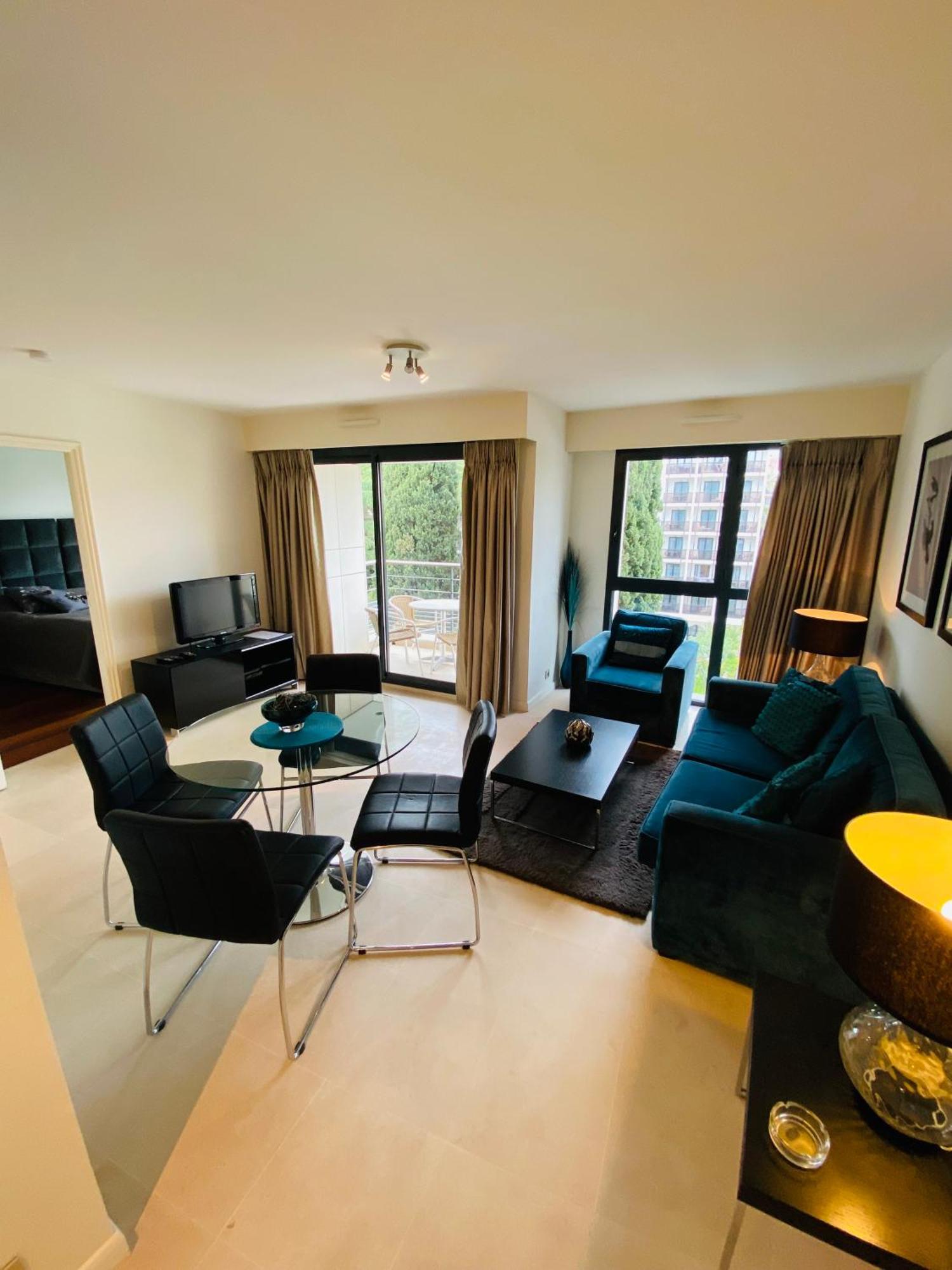 Residence Carlton Riviera Канни Екстер'єр фото