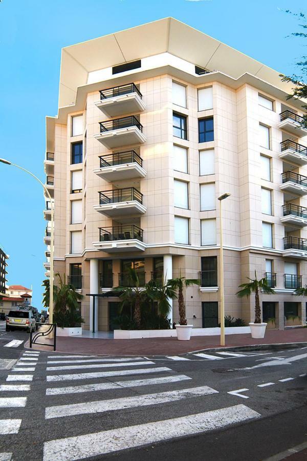 Residence Carlton Riviera Канни Екстер'єр фото